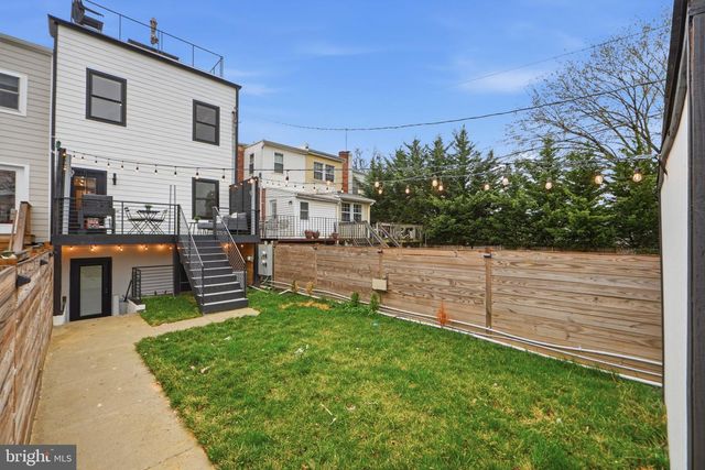 533 SHEPHERD ST NW, Washington, DC 20011