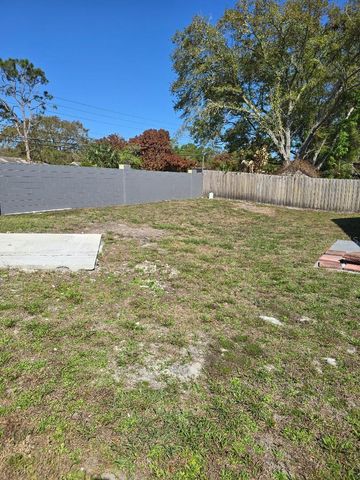 2804 TALLADEGA DRIVE, Orlando, FL 32826