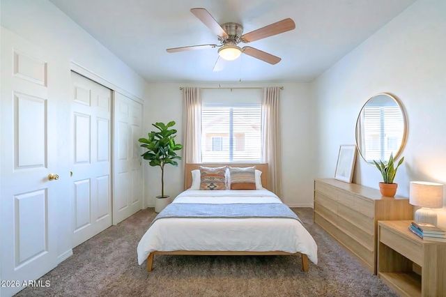 2324 W LONE CACTUS Drive 11, Phoenix, AZ 85027