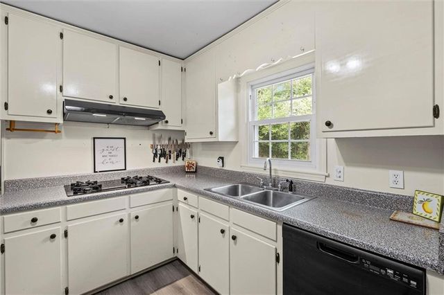 6204 Parkwood Drive, Mobile, AL 36608