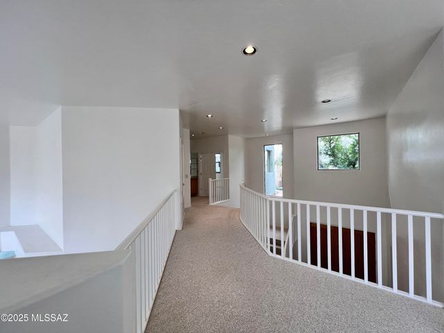 7449 E Ridge Point Road, Tucson, AZ 85750
