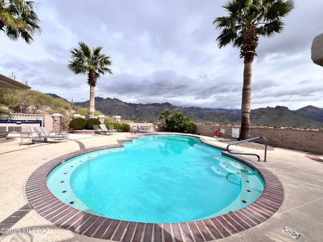 7449 E Ridge Point Road, Tucson, AZ 85750