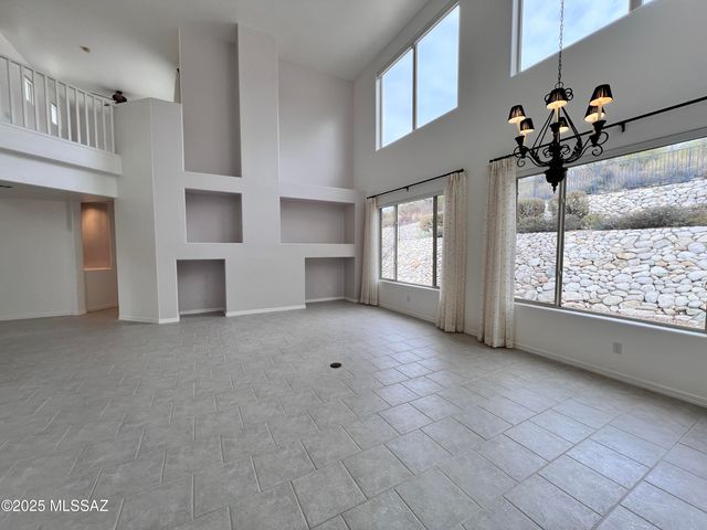 7449 E Ridge Point Road, Tucson, AZ 85750