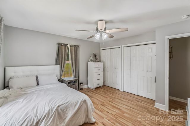 1631 Berkley Street SW, Lenoir, NC 28645