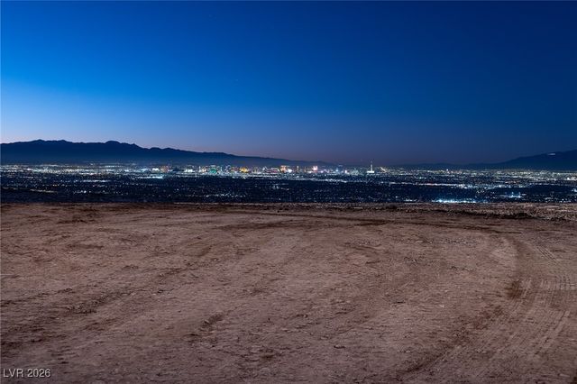 467 Rock Peak Drive, Henderson, NV 89012