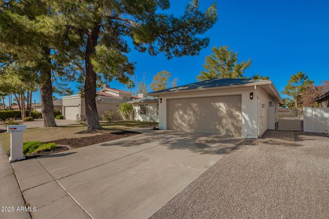 10242 E Spring Creek Road, Sun Lakes, AZ 85248