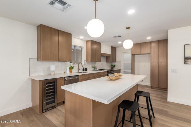 10242 E Spring Creek Road, Sun Lakes, AZ 85248