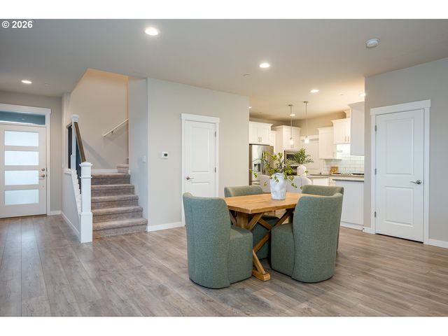 3606 Ne ORIOLE St, Camas, WA 98607