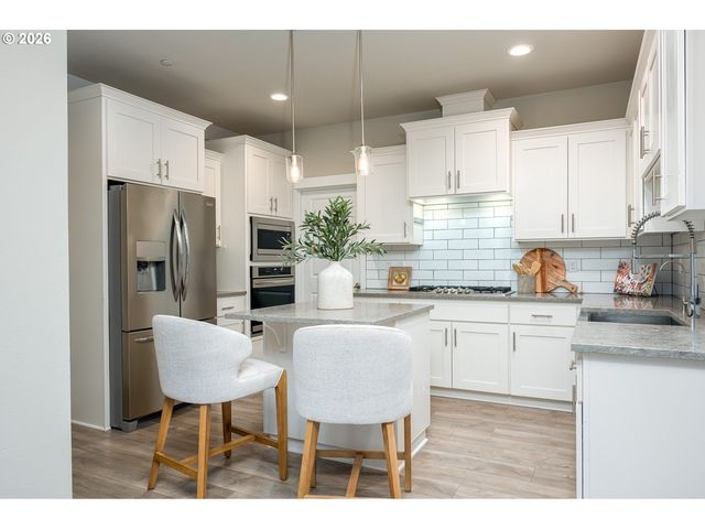 3606 Ne ORIOLE St, Camas, WA 98607