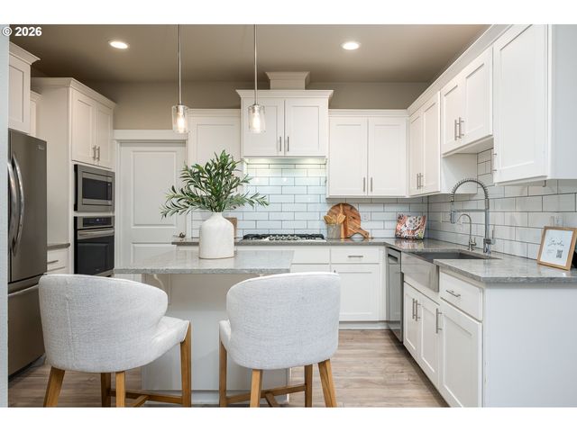 3606 Ne ORIOLE St, Camas, WA 98607