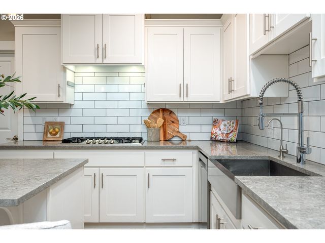 3606 Ne ORIOLE St, Camas, WA 98607