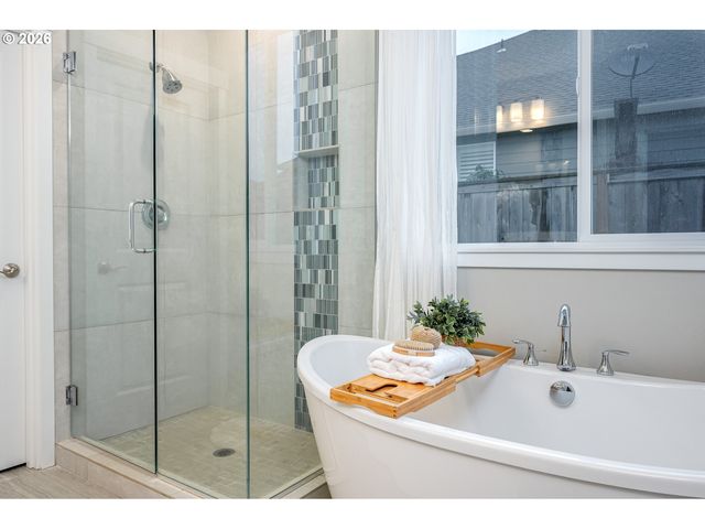 3606 Ne ORIOLE St, Camas, WA 98607