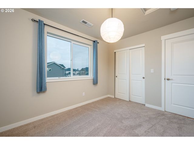 3606 Ne ORIOLE St, Camas, WA 98607