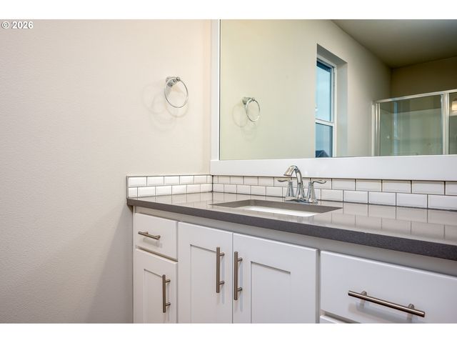 3606 Ne ORIOLE St, Camas, WA 98607