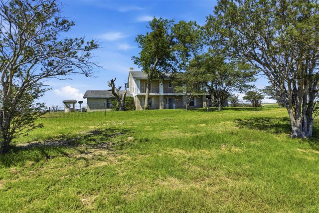 1151 County Road 458, Coupland, TX 78615