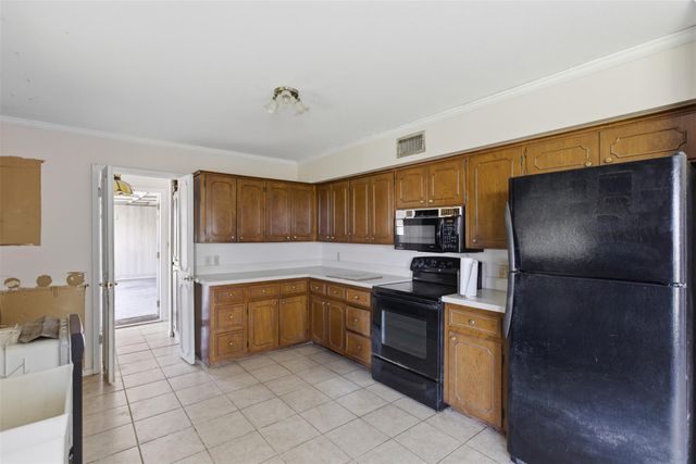 1151 County Road 458, Coupland, TX 78615