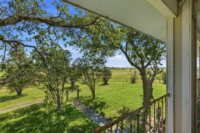 1151 County Road 458, Coupland, TX 78615