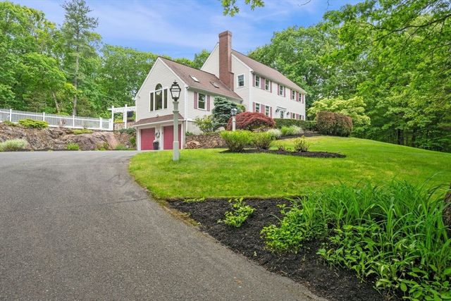 39 Joseph Smith Way, Boxford, MA 01921