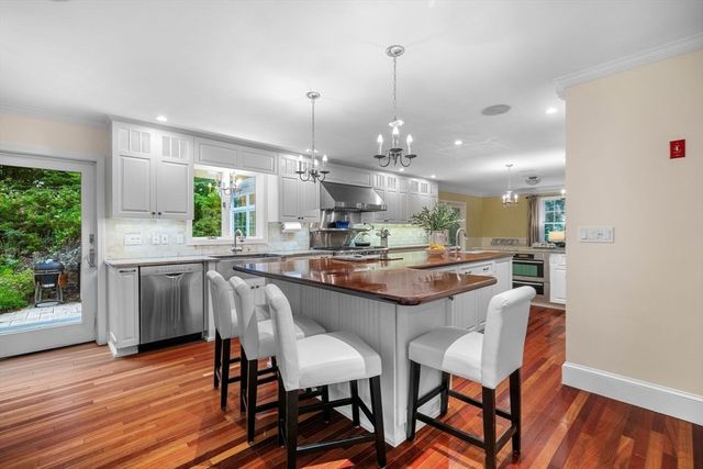 39 Joseph Smith Way, Boxford, MA 01921
