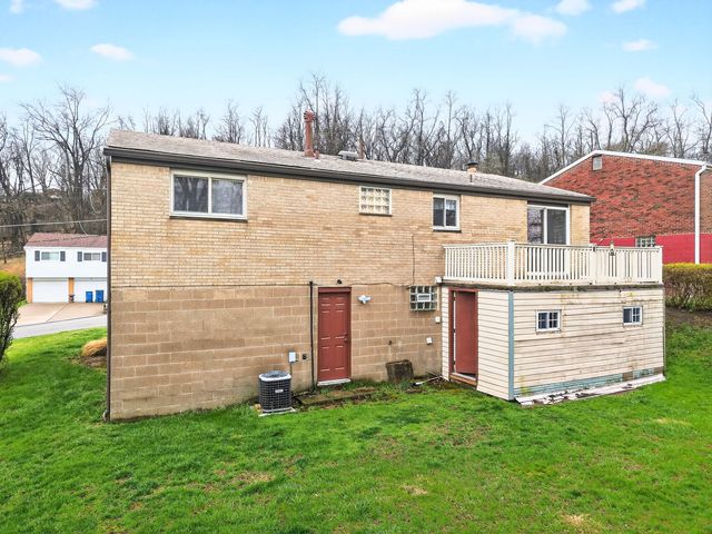 62 DUNDALK DRIVE, Penn Hills, PA 15235