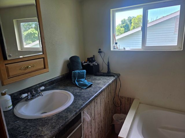 303 14th Street, Grand Junction, IA 50107