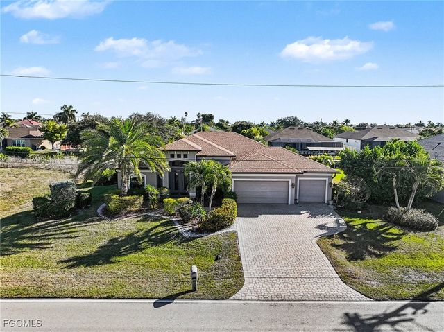 2127 SE 17th PL, Cape Coral, FL 33990