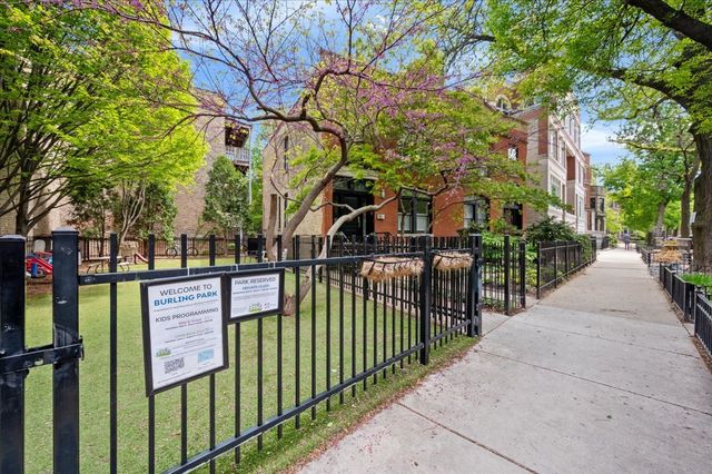 2901 N Burling Street, Chicago, IL 60657