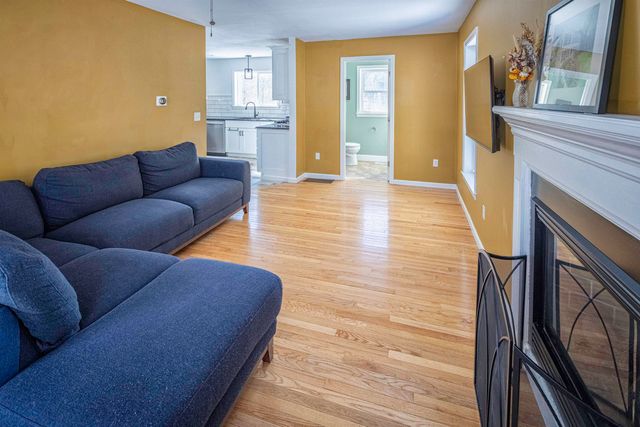 319 Old Concord Turnpike, Barrington, NH 03825