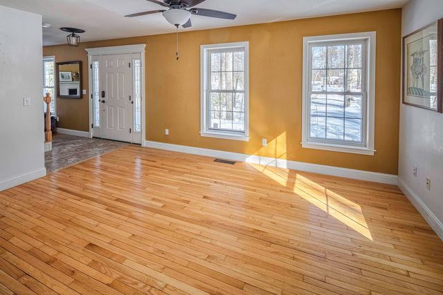 319 Old Concord Turnpike, Barrington, NH 03825