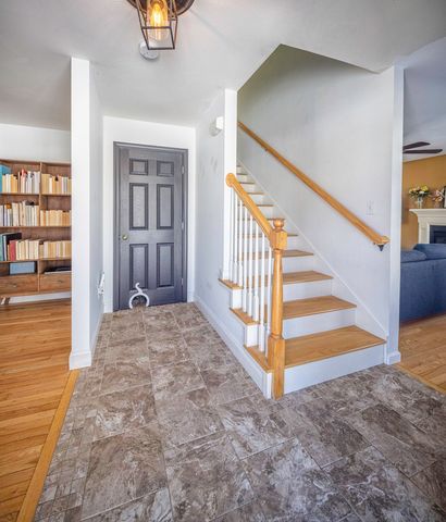 319 Old Concord Turnpike, Barrington, NH 03825