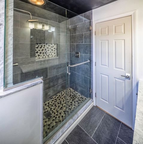 319 Old Concord Turnpike, Barrington, NH 03825