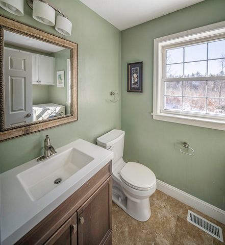 319 Old Concord Turnpike, Barrington, NH 03825