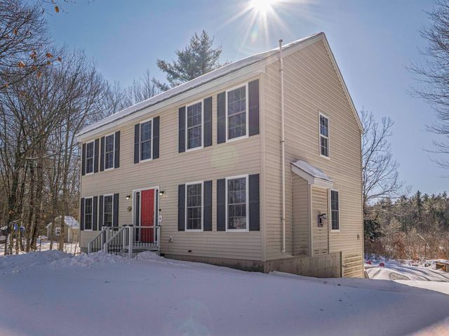 319 Old Concord Turnpike, Barrington, NH 03825