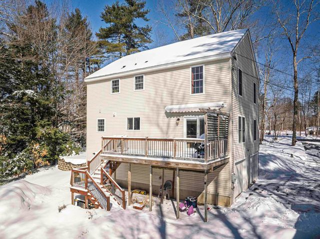 319 Old Concord Turnpike, Barrington, NH 03825
