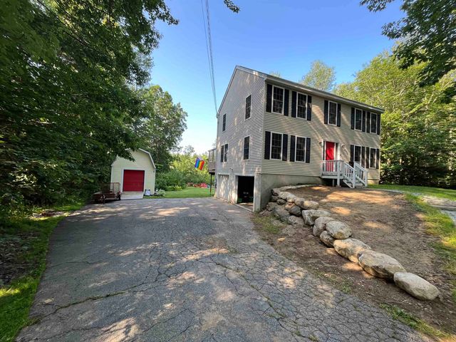 319 Old Concord Turnpike, Barrington, NH 03825