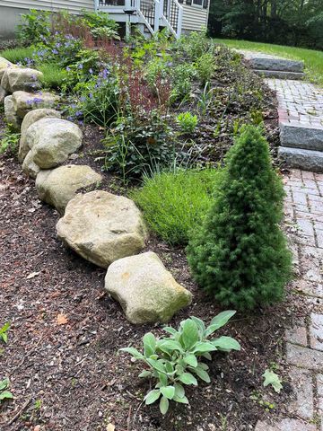 319 Old Concord Turnpike, Barrington, NH 03825