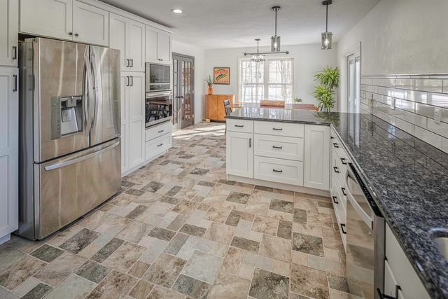 319 Old Concord Turnpike, Barrington, NH 03825