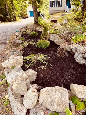 319 Old Concord Turnpike, Barrington, NH 03825