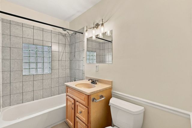 22-24 Estrella St 1, Boston, MA 02130