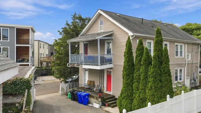 22-24 Estrella St 1, Boston, MA 02130