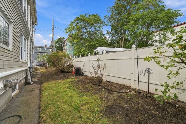 22-24 Estrella St 1, Boston, MA 02130