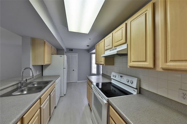 409 SUMMIT RIDGE PLACE 111, Longwood, FL 32779