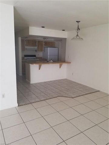 3223 SW Santa Barbara PL, Cape Coral, FL 33914