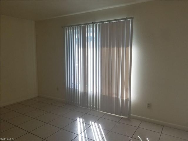 3223 SW Santa Barbara PL, Cape Coral, FL 33914