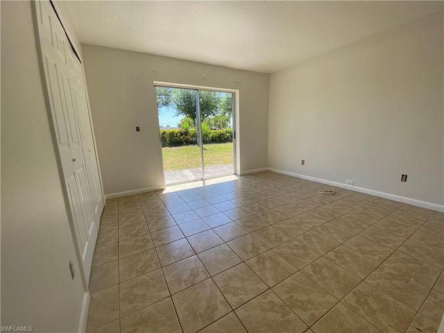3223 SW Santa Barbara PL, Cape Coral, FL 33914