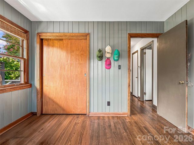 30 Maney Avenue, Asheville, NC 28804