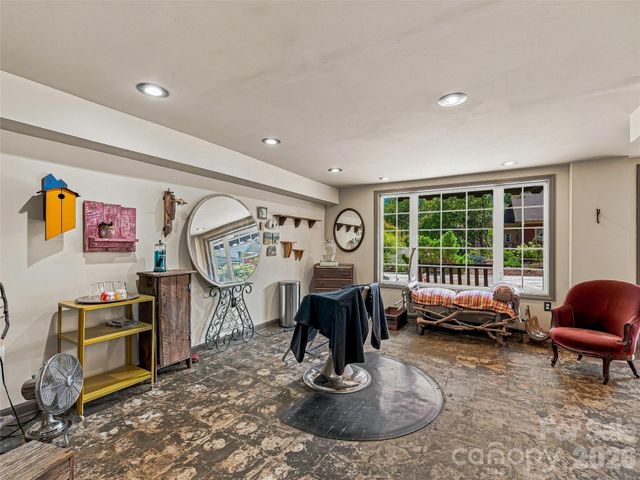 30 Maney Avenue, Asheville, NC 28804