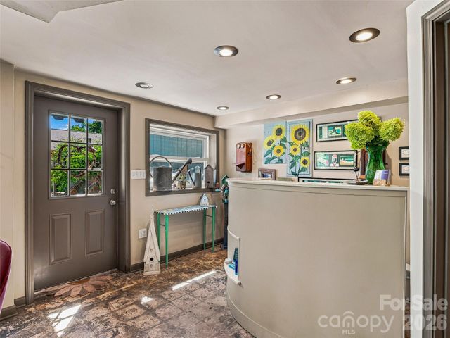 30 Maney Avenue, Asheville, NC 28804
