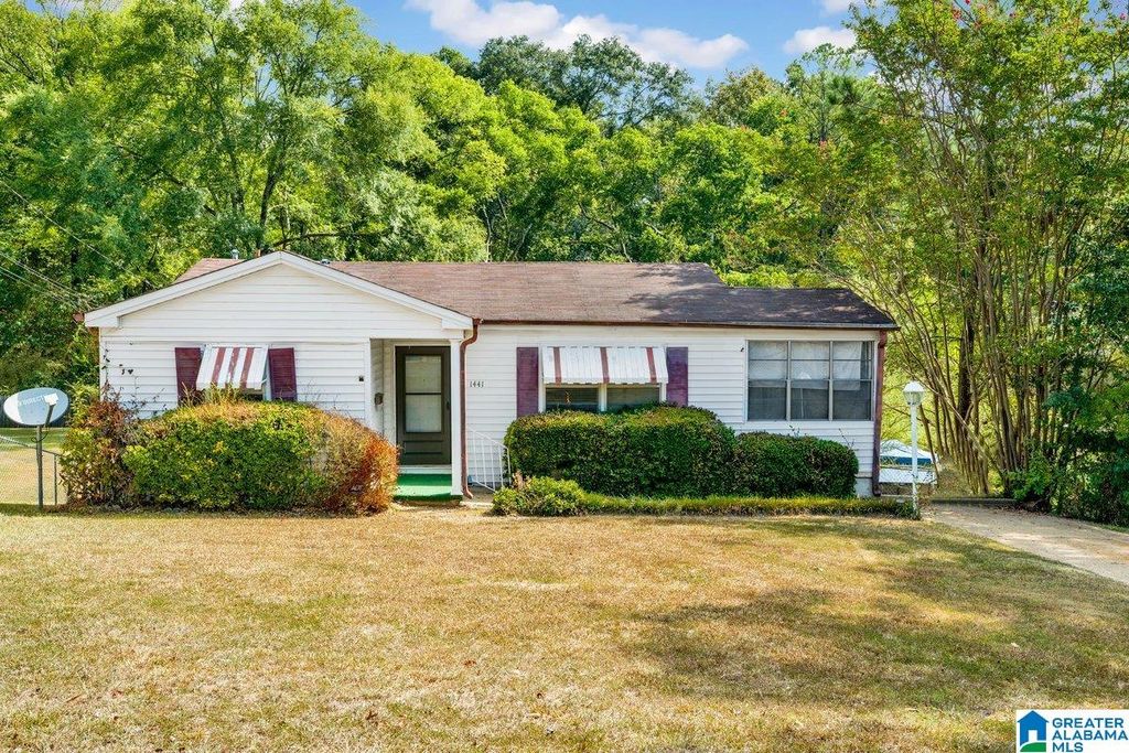 1441 12TH STREET, Midfield, AL 35228