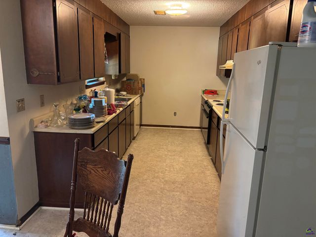 409 Fieldstone Road, Warner Robins, GA 31093
